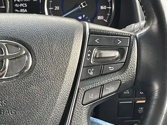 トヨタ ヴェルファイア ハイブリット ZR 大阪府 2018(平30)年 10.5万km ホワイトパールクリスタルシャイン ワンオーナー/サンルーフ/純正ナビ/夏タイヤ付純正AW有/BT/CD/DVD/SD/TV/バックカメラ/純正フリップダウンモニター(V12T-R66C)/前後ドライブレコーダー/レーダー探知機(GWR73sd)/本革シート/前席パワーシート/前席シートヒーター/前席エアシート/N席/２列目オットマン/電動リアゲート/追従機能付きクルーズコントロール/レーンキープアシスト/コーナーセンサー/LEDヘッドライト/フロントフォグ/オートハイビーム/スペアキー/ETC2.0