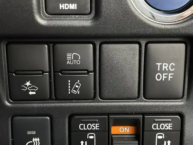 トヨタ エスクァイア ハイブリッド Gi プレミアムパッケージ ブラックテーラード 福岡県 2019(令1)年 5.9万km スパークリングブラックパールクリスタルシャイン ALPINE11型SDナビ(フルセグTV/CD/DVD/BT)/バックモニタートヨタセーフティーセンスエアロクルーズコントロールコーナーセンサー両側パワスラドラレコETCUSBポートHDMIシートヒーターハンドルヒーター純正LEDヘッドライト純正フロアマット純正アルミホイール15inchスマートキープッシュスタート