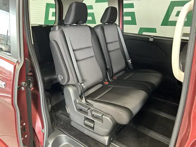 日産 セレナ e－パワー ハイウェイスター V 鹿児島県 2019(令1)年 5.3万km マルーンレッド 2トーン インテリジェントアラウンドビューモニター/ブラインドスポットモニター/プロパイロット/パーキングアシスト/純正フリップダウンモニター/両側パワースライドドア/純正SDナビ/（CD/フルセグ/Bluetooth/SD）/ビルトインETC/純正前方ドライブレコーダー【DJ4-D】/革巻きステアリング/ステアリングリモコン/純正LEDヘッドライト/フロントフォグランプ/オートライト/ハイビームアシスト/後席パーソナルテーブル/電動パーキングブレーキ/ブレーキホールド/純正フロアマット/純正ドアバイザー/純正16インチアルミ