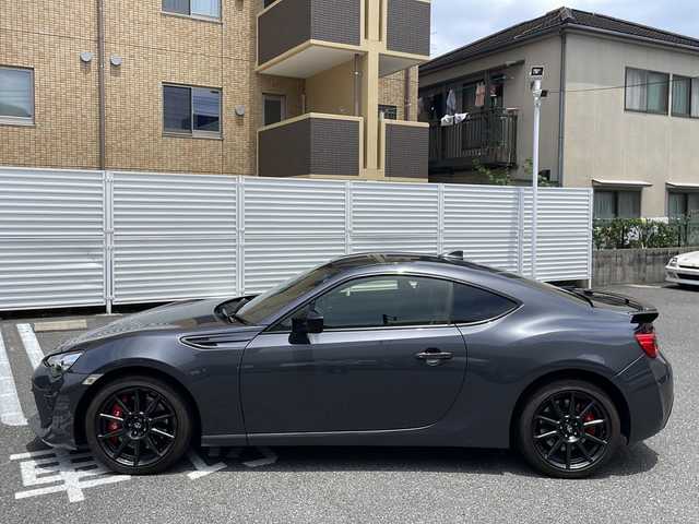 トヨタ ８６ GT リミテッド ブラックPKG 広島県 2019(令1)年 0.9万km マグネタイトグレーメタリック /登録時走行距離/　　　　　　　8495キロ/純正ナビ/バックカメラ/地デジ/ハーフレザーシート/シートヒーター/クルーズコントロール/ETC/新車時整備手帳/　　【保証書】/取扱説明書/