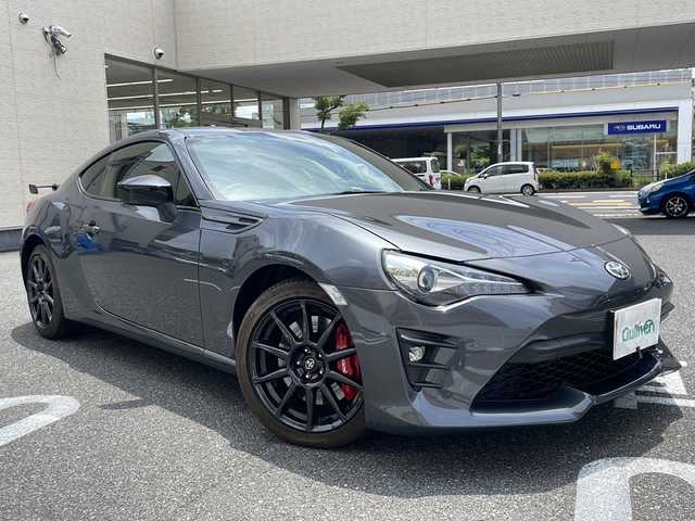 トヨタ ８６ GT リミテッド ブラックPKG 広島県 2019(令1)年 0.9万km マグネタイトグレーメタリック /登録時走行距離/　　　　　　　8495キロ/純正ナビ/バックカメラ/地デジ/ハーフレザーシート/シートヒーター/クルーズコントロール/ETC/新車時整備手帳/　　【保証書】/取扱説明書/
