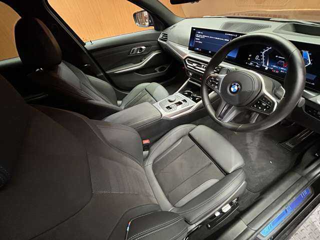 ＢＭＷ ３２０ｄ xDrive ツーリング Mスポーツ 千葉県 2023(令5)年 3.1万km サファイアブラックP ＡＣＣ　/半革シート　/ナビ　/３６０°/Ｂｌｕｅｔｏｏｔｈ接続　/ＨＵＤ　/パーキングアシスト　/電動シート　/電動リアゲート　/ＬＥＤヘッドライト　　/衝突軽減Ｂ　/ＢＳＭ　/ＬＫＡ　/ドラレコ　/ＥＴＣ　/ワンオーナー