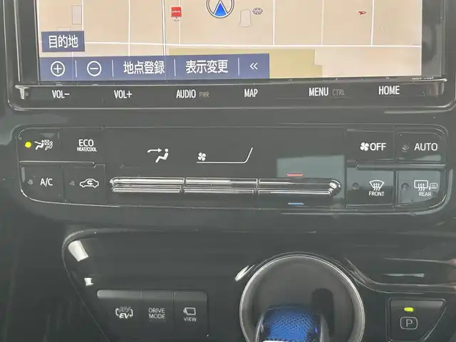 トヨタ プリウス ＰＨＶ A プレミアム 岡山県 2020(令2)年 10.7万km アティチュードブラックマイカ 登録時走行距離106815km/純正9インチナビ/フルセグTV(AM.FM.CD.DVD.TV.BT)/全方位カメラ/ETC2.0/ブラインドスポットモニター/ドライブレコーダー/シートヒーター/エアシート/ステアリングヒーター/クリアランスソナー/衝突軽減ブレーキ/横滑り防止装置/レーダークルーズコントロール/レーンキープアシスト/オートライト/オートマチックハイビーム/アイドリングストップ/17インチ純正AW/純正フロアマット/レザーシート/D席パワーシート/社外AW付スタッドレスタイヤ4本車載