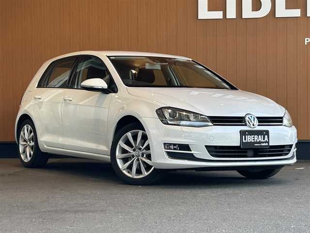 フォルクスワーゲン ゴルフ TSI ハイライン BMテクノ 宮城県 2015(平27)年 7.7万km 白 アダプティブクルーズコントロール/DCC/Discover Pro/フルセグTV/バックカメラ/キセノンヘッドライト/オートライト/フロント/バックフォグランプ/スマートキー/ステアリングスイッチ/パドルシフト/純正17インチAW/アイドリングストップ/メンテナンスブック・取説書あり