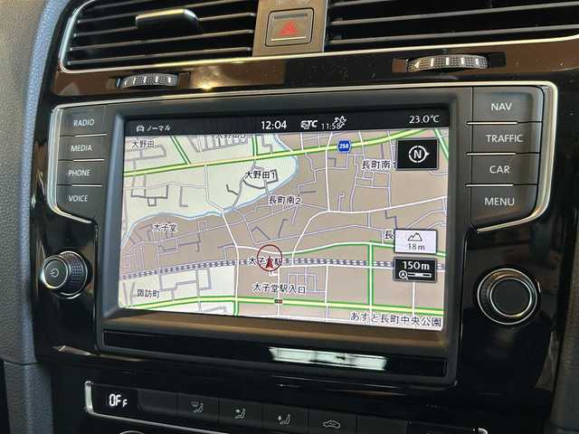 フォルクスワーゲン ゴルフ TSI ハイライン BMテクノ 宮城県 2015(平27)年 7.7万km 白 アダプティブクルーズコントロール/DCC/Discover Pro/フルセグTV/バックカメラ/キセノンヘッドライト/オートライト/フロント/バックフォグランプ/スマートキー/ステアリングスイッチ/パドルシフト/純正17インチAW/アイドリングストップ/メンテナンスブック・取説書あり