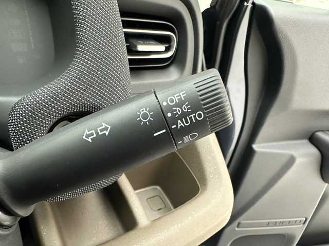 ホンダ フリード ハイブリット e:HEV AIR EX 兵庫県 2025(令7)年 0.1千km メテオロイドグレーメタリック e:HEV エアー　6人/登録済み未使用車　/9インチナビ　LXM-242ZFNI(207680円)/純正メモリナビ（フルセグ、Bluetooth、カープレイ）/コーナーセンサー/BSM/ブレーキホールド/電子パーキング/バックカメラ/クルーズコントロール/両側パワースライドドア/シートヒーター（D＋N席）/ハーフレザーシート/純正15インチアルミホイール/オートライト/ＬＥＤヘッドライト/スペアキー×１