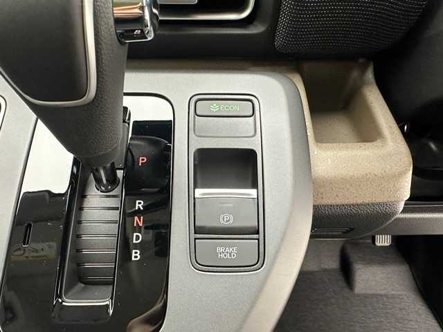 ホンダ フリード ハイブリット e:HEV AIR EX 兵庫県 2025(令7)年 0.1千km メテオロイドグレーメタリック e:HEV エアー　6人/登録済み未使用車　/9インチナビ　LXM-242ZFNI(207680円)/純正メモリナビ（フルセグ、Bluetooth、カープレイ）/コーナーセンサー/BSM/ブレーキホールド/電子パーキング/バックカメラ/クルーズコントロール/両側パワースライドドア/シートヒーター（D＋N席）/ハーフレザーシート/純正15インチアルミホイール/オートライト/ＬＥＤヘッドライト/スペアキー×１