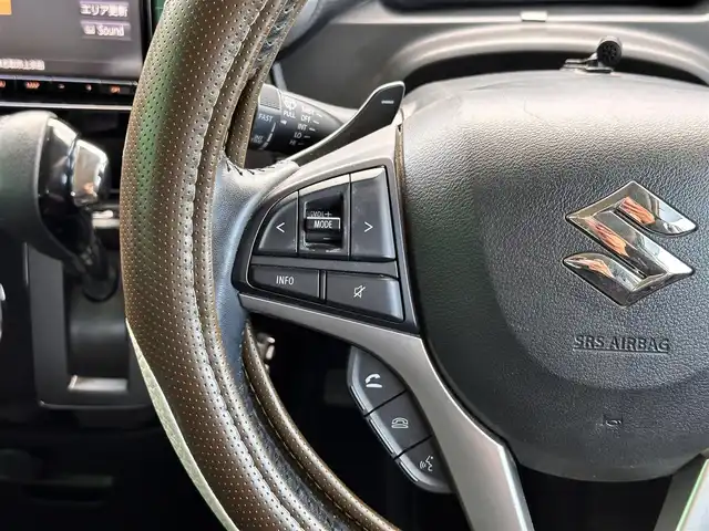 スズキ ソリオ バンディット HV MV 宮城県 2018(平30)年 7.4万km ピュアホワイトP 全方位モニター用カメラパッケージ/・フロント/サイド/バックカメラ/・ステアリング/・USBソケット/＝＝＝/セーフティサポート/・デュアルカメラブレーキサポート/・後退時ブレーキサポート/・誤発進抑制機能/・後方誤発進抑制機能/・車線逸脱警報機能/・ふらつき警報機能/・先行車発進お知らせ機能/・ハイビームアシスト/・アダプティブクルーズコントロール/リアパーキングセンサー/純正8インチナビ（CN-RZ843）/・CD/DVD/・Bluetooth/・フルセグTV/ETC/パワースライドドア/運転席シートヒーター/革巻きステアリング/パドルシフト/LEDヘッドランプ/フォグランプ/オートライト/スマートキー＆プッシュスタート/電動格納ミラー/純正15インチAW/純正ドアバイザー/純正フロアマット/W/サイド/カーテンエアバッグ