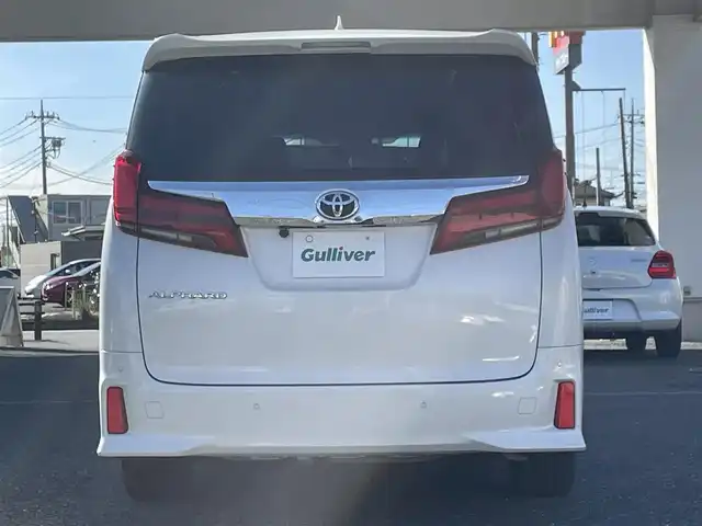 トヨタ アルファード S 兵庫県 2019(令1)年 7.3万km ホワイトパールクリスタルシャイン ・8人乗り/・SCパッケージ用18インチアルミホイール/・社外ナビ（TV/DVD/BT）/・ETC2.0/・デジタルインナーミラー（前後ドラレコ付き）/・バックカメラ/・フロントカメラ/・ステアリングスイッチ/・クルコン/・社外スピーカー/・ドアバイザー/・プッシュスタート/・電動パーキング/・純正フロアマット/・衝突軽減ブレーキ/・レーンアシスト/・１００V電源/・オートライト/・LEDヘッドライト