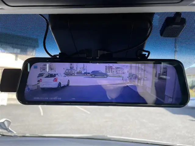 トヨタ アルファード S 兵庫県 2019(令1)年 7.3万km ホワイトパールクリスタルシャイン ・8人乗り/・SCパッケージ用18インチアルミホイール/・社外ナビ（TV/DVD/BT）/・ETC2.0/・デジタルインナーミラー（前後ドラレコ付き）/・バックカメラ/・フロントカメラ/・ステアリングスイッチ/・クルコン/・社外スピーカー/・ドアバイザー/・プッシュスタート/・電動パーキング/・純正フロアマット/・衝突軽減ブレーキ/・レーンアシスト/・１００V電源/・オートライト/・LEDヘッドライト