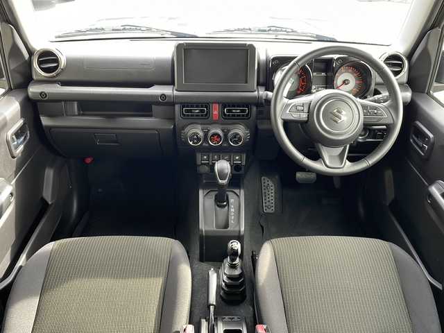 スズキ ジムニー XC 長野県 2023(令5)年 1.8万km ジャングルグリーン ４WD/デュアルセンサーブレーキサポート/ハイビームアシスト/車線逸脱警報/ヘッドライトウォッシャー/シートヒーター/クルーズコントロール/プッシュスタート/スマートキー