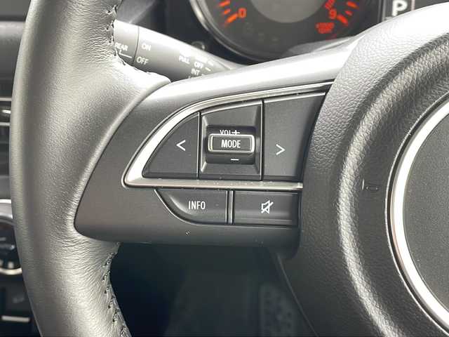 スズキ ジムニー XC 長野県 2023(令5)年 1.8万km ジャングルグリーン ４WD/デュアルセンサーブレーキサポート/ハイビームアシスト/車線逸脱警報/ヘッドライトウォッシャー/シートヒーター/クルーズコントロール/プッシュスタート/スマートキー