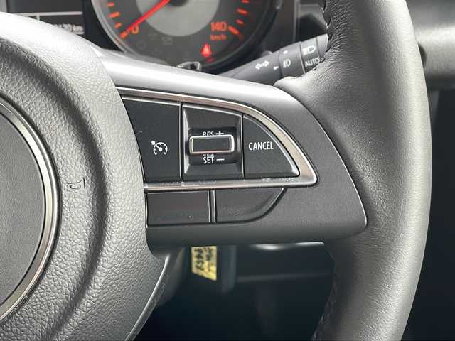 スズキ ジムニー XC 長野県 2023(令5)年 1.8万km ジャングルグリーン ４WD/デュアルセンサーブレーキサポート/ハイビームアシスト/車線逸脱警報/ヘッドライトウォッシャー/シートヒーター/クルーズコントロール/プッシュスタート/スマートキー