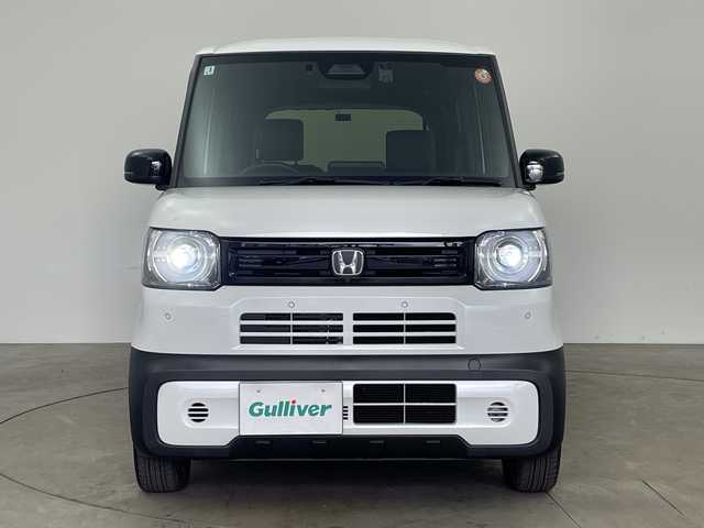 ホンダ Ｎ ＢＯＸ JOY ターボ 兵庫県 2025(令7)年 1.2万km プラチナホワイトパール ・ホンダセンシング/・衝突軽減ブレーキ/・アダプティブクルーズコントロール/・先行車発進お知らせ/・路外逸脱抑制機能/・車線維持支援システム/・オートハイビーム/・コーナーセンサー/・踏み間違い衝突軽減システム/・純正8インチナビ＆TV＆BT＆USB/・バックカメラ/・両側パワースライドドア/・純正前後ドライブレコーダー/・ビルトインETC/・電子パーキング/・オートホールド/・パドルシフト/・ハーフレザーシート/・前席シートヒーター/・横滑り防止装置/・シートバックテーブル/・2列目サンシェード/・ステアリングリモコン/・パドルシフト/・スマートキー/・プッシュスタート/・LEDヘッドライト/・オートライト