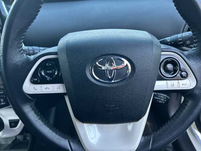 トヨタ プリウス Sセーフティプラス 長野県 2017(平29)年 14.4万km パール