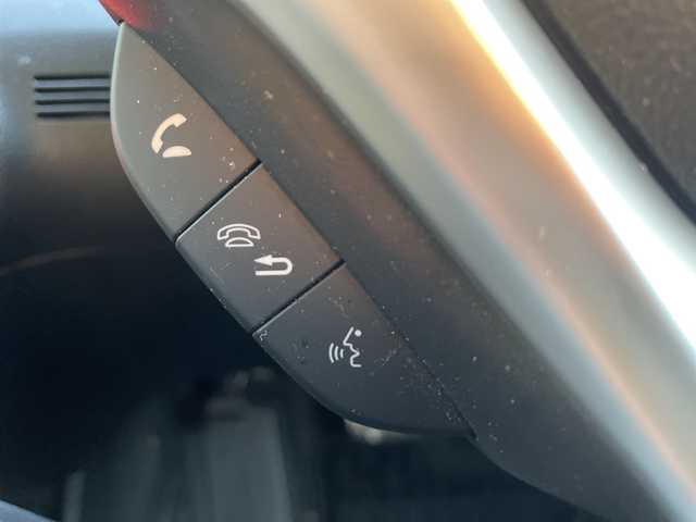 ホンダ シャトル ハイブリッド X ホンダセンシング 茨城県 2019(平31)年 7.5万km プラチナホワイトパール ワンオーナー/衝突軽減ブレーキ/純正SDナビ/FM/AM/CD/DVD/iPod/SD/USB/AUX/AppleCarPlay/Bluetooth接続/フルセグTV/ハーフレザーシート/シートヒーター（D＋N席）/レーダークルーズコントロール/バックカメラ/レーンキープアシスト/横滑り防止装置/アイドリングストップ/パドルシフト/ビルトインETC/LEDヘッドライト/保証書/取扱説明書