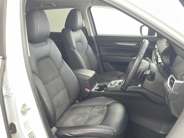 マツダ ＣＸ－５ XD ブラックトーンエディション 兵庫県 2021(令3)年 4.2万km スノーフレイクホワイトパールマイカ ・サンルーフ/・純正10.25インチナビ&TV&USB&BT&スマホ連携/・パワーバックドア/・バック/サイド/フロント/全周囲カメラ/・BOSEサウンド/・i-ACTIVSENSE/・アドバンストSCBS/SCBS R/・誤発信抑制制御/・スマートブレーキサポート/・レーダークルーズコントロール/・ブラインドスポットモニタリング/・車線逸脱警報システム/・レーンキープアシストシステム/・パーキングセンサー/・ドライバーアテンションアラート/・ターボ/・LEDヘッドランプ/・オートライト/・オートエアコン/・ヘッドアップディスプレイ/・本革巻きステアリング/・ステアリングスイッチ/・ハーフレザーシート/・ステアリングヒーター/・前席シートヒーター/・純正19インチＡＷ＆レッドキャリバー/・DAMDフルエアロ（F/S/R）/・スマートキー