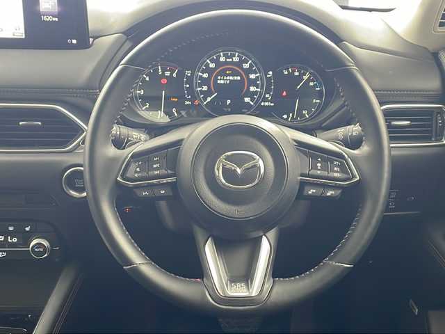 マツダ ＣＸ－５ XD ブラックトーンエディション 兵庫県 2021(令3)年 4.2万km スノーフレイクホワイトパールマイカ ・サンルーフ/・純正10.25インチナビ&TV&USB&BT&スマホ連携/・パワーバックドア/・バック/サイド/フロント/全周囲カメラ/・BOSEサウンド/・i-ACTIVSENSE/・アドバンストSCBS/SCBS R/・誤発信抑制制御/・スマートブレーキサポート/・レーダークルーズコントロール/・ブラインドスポットモニタリング/・車線逸脱警報システム/・レーンキープアシストシステム/・パーキングセンサー/・ドライバーアテンションアラート/・ターボ/・LEDヘッドランプ/・オートライト/・オートエアコン/・ヘッドアップディスプレイ/・本革巻きステアリング/・ステアリングスイッチ/・ハーフレザーシート/・ステアリングヒーター/・前席シートヒーター/・純正19インチＡＷ＆レッドキャリバー/・DAMDフルエアロ（F/S/R）/・スマートキー