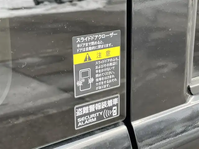 三菱 タウンボックス G 秋田県 2020(令2)年 5.1万km ブルーイッシュブラックパール ワンオーナー /4WD/IC付ターボ/社外SDナビ/　(フルセグTV/DVD/Bt)/デュアルカメラブレーキ/クリアランスソナー/先行車発進お知らせ/ふらつき警報/誤発進抑制機能/車線逸脱警報/横滑り防止装置/盗難防止装置/左後パワースライドドア/オートマチックハイビーム/オートライト/HIDヘッドライト・フォグランプ/純正フロアマット/純正ドアバイザー/D席シートヒーター/ミラーヒーター/リアヒーター/ETC/社外14インチアルミホイール/クラッツィオ/キルティング/　(茶革調シートカバー)/室内キャリア/ステアリングスイッチ/プッシュスタート・スマートキー/スペアキー/リア5面プライバシーガラス/保証書/取扱説明書