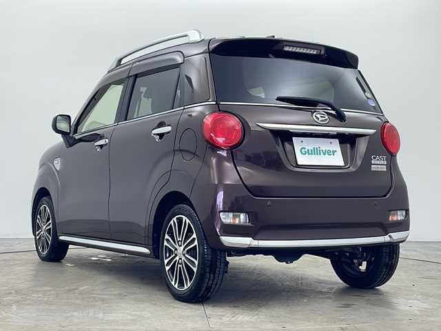 ダイハツ キャスト スタイル G SAⅡ 秋田県 2015(平27)年 6.5万km プラムブラウンクリスタルマイカ 4WD/純正メモリナビ/ワンセグTV/AM/FM/CD/バックカメラ/衝突被害軽減ブレーキ/レーンキープアシスト/横滑り防止機能/アイドリングストップ/ETC/スマートキー/プッシュスタート/ステアリングリモコン/ルーフレール/LEDヘッドライト/フォグランプ /電動格納ミラー/Wエアバッグ/ABS/純正ドアバイザー/純正フロアマット/純正１５インチアルミホイール