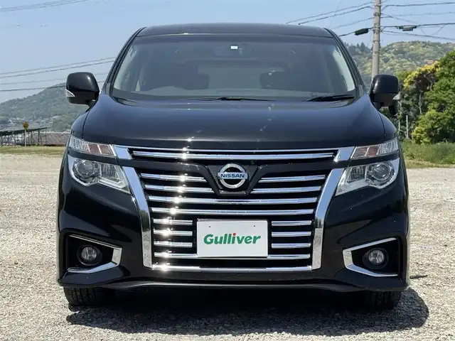 日産 エルグランド 250ハイウェイスター 兵庫県 2015(平27)年 3.1万km ファントムブラック 社外ステアリング/純正ナビ/フルセグTV/バックカメラ/Bluetooth接続可/両側パワースライドドア/クルーズコントロール/ETC/アルパイン10.2インチフリップダウンモニター