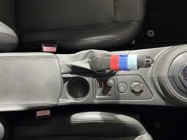 プジョー ＲＣＺ 福岡県 2011(平23)年 5.8万km ルージュトルマリン ・リモコンキー/・純正ナビ/・18インチ純正ホイール/・合皮シート/・Bluetooth/・キセノンヘッドライト/・コーナーセンサー/・シートヒーター/・Bカメラ/・iPod/・電動リアゲート