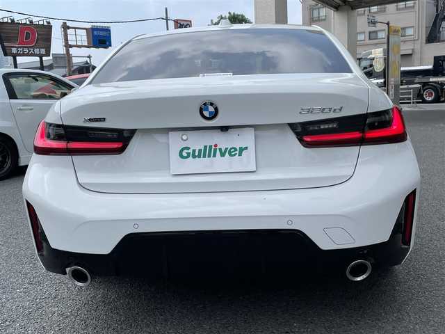 ＢＭＷ ＢＭＷ ３２０ｄ xDrive Mスポーツ 神奈川県 2023(令5)年 1.8万km アルピンホワイトⅢ ワンオーナー/Mスポーツ/ハーフレザーシート/純正メモリーナビ/360°カメラ/インテリジェントセーフティ/レーダークルーズコントロール/衝突警告/LKA/BSM/コーナーセンサー/純正18インチAW/LEDヘッドライト/電動トランク/前席パワーシート/シートヒーター/ワイヤレス充電/カラーHUD/USB/BT/Spotify/AppleCarPlay/ミラーETC/前後ドライブレコーダー/パドルシフト/アイドリングストップ/プッシュスタート/スマートキー×2/R6年ディーラー整備記録/保証書・取説あり