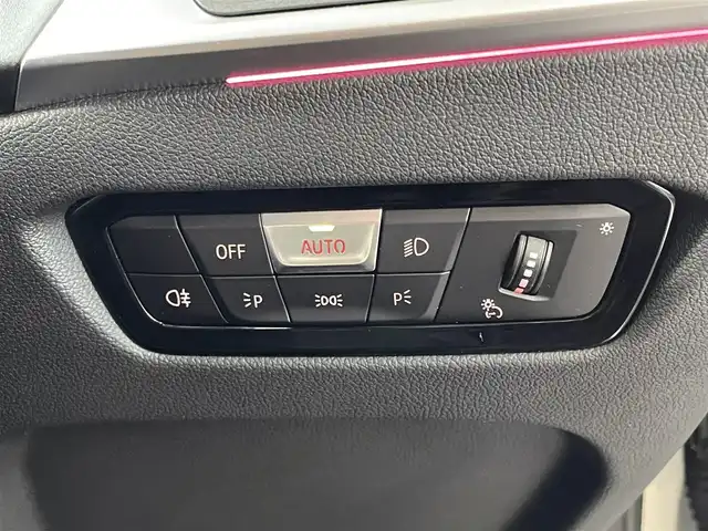 ＢＭＷ ＢＭＷ ３２０ｄ xDrive Mスポーツ 宮城県 2023(令5)年 1.8万km アルピンホワイトⅢ ワンオーナー/Mスポーツ/ハーフレザーシート/純正メモリーナビ/360°カメラ/インテリジェントセーフティ/レーダークルーズコントロール/衝突警告/LKA/BSM/コーナーセンサー/純正18インチAW/LEDヘッドライト/電動トランク/前席パワーシート/シートヒーター/ワイヤレス充電/カラーHUD/USB/BT/Spotify/AppleCarPlay/ミラーETC/前後ドライブレコーダー/パドルシフト/アイドリングストップ/プッシュスタート/スマートキー×2/R6年ディーラー整備記録/保証書・取説あり
