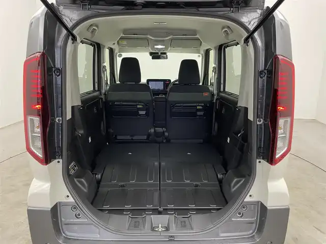 スズキ スペーシア ギア HYBRID XZ 埼玉県 2024(令6)年 0.1万km未満 ベージュⅡ 届出済未使用車　純正９インチメモリナビ　全方位カメラ　シートヒーター　ステアリングヒーター　アダプティブクルーズコントロール　ＨＵＤ　電動パーキングブレーキ　サーキュレーター　ＬＥＤターンランプ/カラーコード FCS
