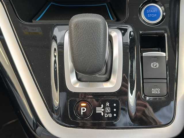 日産 セレナ e－パワー ハイウェイスター V 岐阜県 2018(平30)年 4.9万km ブリリアントホワイトパール 純正9インチナビ /全周囲モニター/フルセグTV/Bluetooth/プロパイロット/エマージェンシーブレーキ/フリップダウンモニター/両側パワースライドドア/ETC/前席シートヒーター/ステアリングヒーター/オートライト/オートマチックハイビーム/スマートルームミラー/インテリジェントパーキングアシスト/ヒルスタートアシスト/LEDヘッドライト/LEDバンパーイルミネーション
