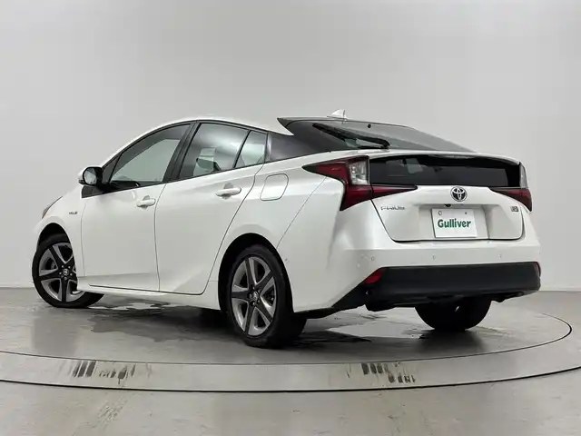 トヨタ プリウス A ツーリングセレクション 埼玉県 2019(平31)年 2.6万km ホワイトパールクリスタルシャイン 純正１１．６インチメーカーナビ　/バックカメラ　/トヨタセーフティーセンス　/パーキングアシスト　/前席シートヒーター　/オートマティックハイビーム　/ＢＳＭ　/ビルトインＥＴＣ２．０　/ＡＣ１００Ｖ　/フルセグＴＶ