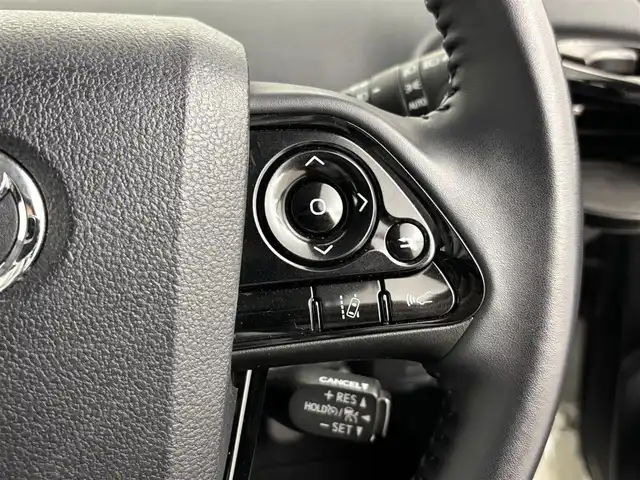 トヨタ プリウス A ツーリングセレクション 埼玉県 2019(平31)年 2.6万km ホワイトパールクリスタルシャイン 純正１１．６インチメーカーナビ　/バックカメラ　/トヨタセーフティーセンス　/パーキングアシスト　/前席シートヒーター　/オートマティックハイビーム　/ＢＳＭ　/ビルトインＥＴＣ２．０　/ＡＣ１００Ｖ　/フルセグＴＶ