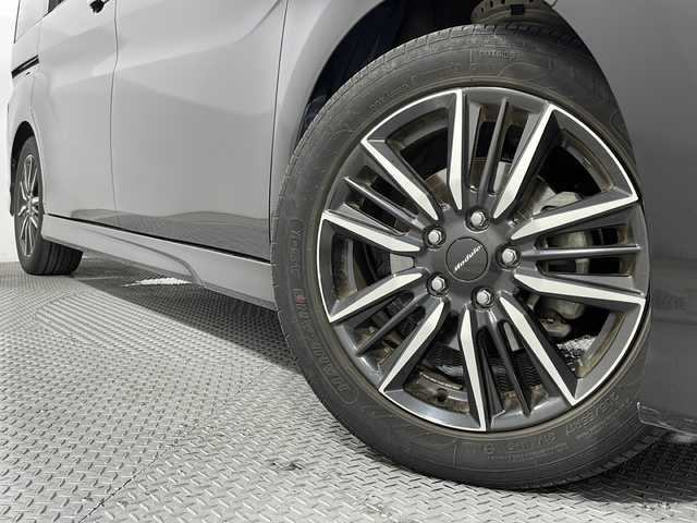 ホンダ ステップワゴン モデューロX 広島県 2016(平28)年 7.1万km プレミアムスパークルブラックパール 禁煙車/純正９型ナビ/バックカメラ/両側パワースライドドア/レーダークルーズコントロール/ドラレコ/レーンキープ/衝突被害軽減/踏み間違い防止/ＥＴＣ/Moduloアルミホイール(205/55/R17)/パドルシフト/ＬＥＤヘッドライト/フォグランプ/エアバッグ(運転席/助手席/サイド/カーテン)