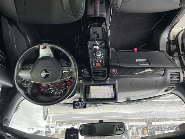 トヨタ コペン GRスポーツ 栃木県 2020(令2)年 0.6万km パールホワイトⅢ ワンオーナー/GRパフォーマンスダンパー/BBS製専用鍛造アルミホイール/スタビライザー(フロント/リヤ)/専用フロントブレース/専用センターブレース(専用床下スパッツ付)/専用バンパー(フロント/リヤ)＆専用ラジエーターグリル/専用LEDヘッドランプ(ロービーム・LEDクリアランスランプ付)＋ブラックエクステンション加飾/アクティブトップ(電動開閉式ルーフ)/MOMO製専用革巻ステアリング/パドルシフト/専用レカロシート(スエード調・ブラック・GR刺繍ロゴ入り)/シートヒーター/純正7インチSDナビ［NSZT-W68T］/・地デジ(12セグ/ワンセグ)/・Bluetooth/・DVD/CD/SD/・HDMI/USB/バックモニター/ETC2.0