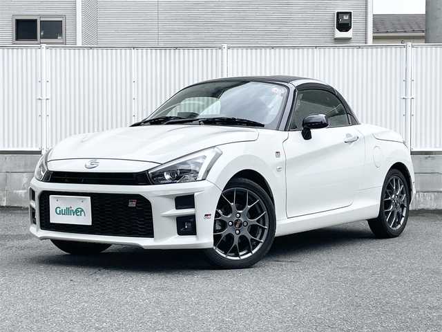 トヨタ コペン GRスポーツ 栃木県 2020(令2)年 0.6万km パールホワイトⅢ ワンオーナー/GRパフォーマンスダンパー/BBS製専用鍛造アルミホイール/スタビライザー(フロント/リヤ)/専用フロントブレース/専用センターブレース(専用床下スパッツ付)/専用バンパー(フロント/リヤ)＆専用ラジエーターグリル/専用LEDヘッドランプ(ロービーム・LEDクリアランスランプ付)＋ブラックエクステンション加飾/アクティブトップ(電動開閉式ルーフ)/MOMO製専用革巻ステアリング/パドルシフト/専用レカロシート(スエード調・ブラック・GR刺繍ロゴ入り)/シートヒーター/純正7インチSDナビ［NSZT-W68T］/・地デジ(12セグ/ワンセグ)/・Bluetooth/・DVD/CD/SD/・HDMI/USB/バックモニター/ETC2.0