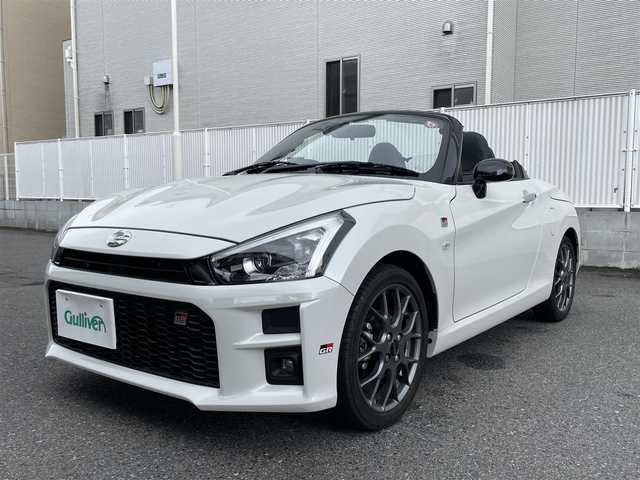 トヨタ コペン GRスポーツ 栃木県 2020(令2)年 0.6万km パールホワイトⅢ ワンオーナー/GRパフォーマンスダンパー/BBS製専用鍛造アルミホイール/スタビライザー(フロント/リヤ)/専用フロントブレース/専用センターブレース(専用床下スパッツ付)/専用バンパー(フロント/リヤ)＆専用ラジエーターグリル/専用LEDヘッドランプ(ロービーム・LEDクリアランスランプ付)＋ブラックエクステンション加飾/アクティブトップ(電動開閉式ルーフ)/MOMO製専用革巻ステアリング/パドルシフト/専用レカロシート(スエード調・ブラック・GR刺繍ロゴ入り)/シートヒーター/純正7インチSDナビ［NSZT-W68T］/・地デジ(12セグ/ワンセグ)/・Bluetooth/・DVD/CD/SD/・HDMI/USB/バックモニター/ETC2.0