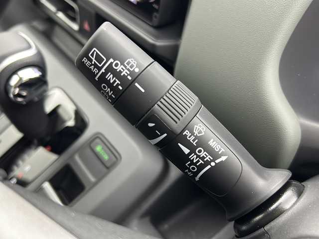 ホンダ フリード ハイブリット e:HEV クロスター 大阪府 2025(令7)年 0.1千km メテオロイドグレーメタリック 登録済未使用車/純正9インチSDナビ/【BT/フルセグTV/USB/AppleCarPlay/AndroidAuto]/バックカメラ/パワースライドドア　左/衝突被害軽減システム/ブラインドスポットモニター/コーナーセンサー前後/クルーズコントロール追従/オートライト/ハーフレザーシート　/シートヒータ　D+N席/スペアキー