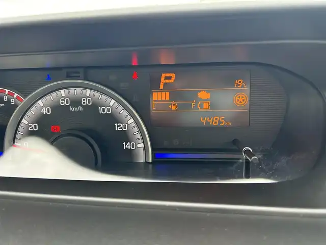 スズキ ワゴンＲ HYBRID FX 愛知県 2020(令2)年 0.5万km フィズブルーパールメタリック /メモリナビ//iPod/USB/SD/CD/DVD/フルセグ//FM/AM/BT/SMART USEN//衝突軽減ブレーキ//レーンディパーチャーアラート//クリアランスソナー//オートヘッドライト//ヘッドライトレベライザー//電格ミラー//プッシュスタート//スペアキー//純正フロアマット//純正ドアバイザー//取扱説明書//保証書//ナビ取説