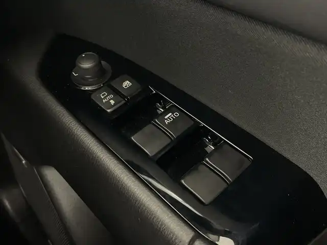 マツダ ＣＸ－５ 20S プロアクティブ 愛知県 2018(平30)年 5.6万km ジェットブラックマイカ 禁煙車/純正7インチナビ/（ＤＶＤ/ＣＤ/フルセグTV/Bluetooth/ＦＭ/ＡＭ/SD）/バックカメラ/ＢＯＳＥサウンド/i-ACTIVESENSE/・衝突軽減ブレーキ/・レーダークルーズコントロール/・レーンキープアシスト/・ブラインドスポットモニター/・オートマチックハイビーム/・パーキングセンサー/ヘッドアップディスプレイ/ETC/純正１９インチアルミホイール/アイドリングストップ/ＬＥＤヘッドライト/オートライト/スマートキー/スペアキー1本/プッシュスタート/純正フロアマット/横滑り防止装置