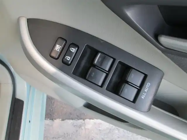 トヨタ プリウス G 千葉県 2010(平22)年 8.5万km アクアマイカメタリック 純正SDナビ・フルセグTV/バックカメラ/純正オーディオ【DVD/BT/SD/CD/AM/FM】/ステアリングスイッチ/キセノンライト/フォグライト/オートライト/プッシュスタート/スマートキー/スペアキー/クルーズコントロール/ビルトインETC/電動格納ウィンカーミラー/純正フロアマット/ドアバイザー/取扱説明書/整備記録簿【H25/27/29/31/R3】