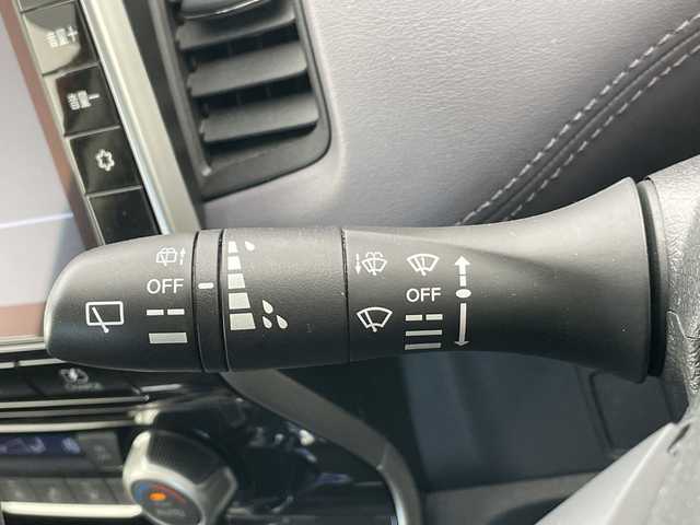 日産 セレナ e－パワー ハイウェイスター V 愛知県 2020(令2)年 2.7万km サンライズオレンジ/ダイヤモンドブラック プロパイロット/純正10型ナビ　SDカードなし/全方位カメラ/両側パワースライドドア/レーダークルーズコントロール/バックカメラ/ハンズフリースライドドア/コーナーセンサー/純正アルミホイール/LEDヘッドライト/インテリジェントミラー/リアオートエアコン/オートライト/ドライブレコーダー/ETC/衝突軽減システム/フルセグ/CD DVD/ステアリングスイッチ/スマートキー/プッシュスタート