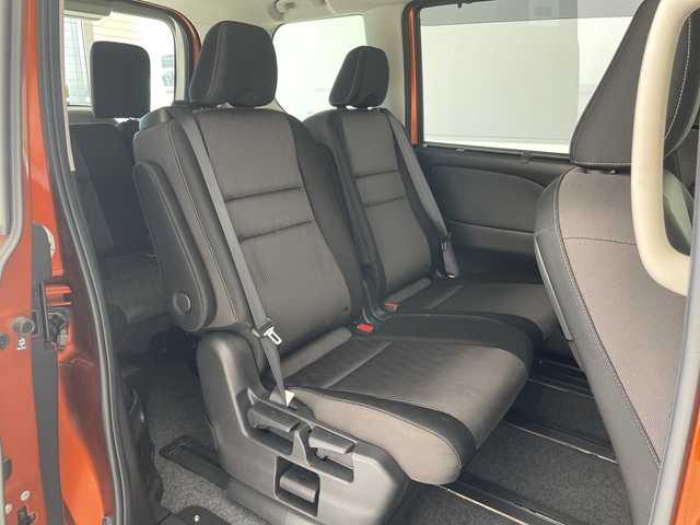 日産 セレナ e－パワー ハイウェイスター V 愛知県 2020(令2)年 2.7万km サンライズオレンジ/ダイヤモンドブラック プロパイロット/純正10型ナビ　SDカードなし/全方位カメラ/両側パワースライドドア/レーダークルーズコントロール/バックカメラ/ハンズフリースライドドア/コーナーセンサー/純正アルミホイール/LEDヘッドライト/インテリジェントミラー/リアオートエアコン/オートライト/ドライブレコーダー/ETC/衝突軽減システム/フルセグ/CD DVD/ステアリングスイッチ/スマートキー/プッシュスタート