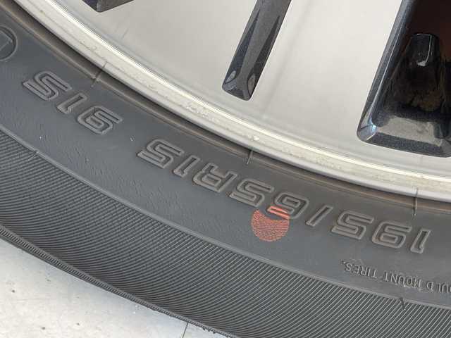 日産 セレナ e－パワー ハイウェイスター V 愛知県 2020(令2)年 2.7万km サンライズオレンジ/ダイヤモンドブラック プロパイロット/純正10型ナビ　SDカードなし/全方位カメラ/両側パワースライドドア/レーダークルーズコントロール/バックカメラ/ハンズフリースライドドア/コーナーセンサー/純正アルミホイール/LEDヘッドライト/インテリジェントミラー/リアオートエアコン/オートライト/ドライブレコーダー/ETC/衝突軽減システム/フルセグ/CD DVD/ステアリングスイッチ/スマートキー/プッシュスタート