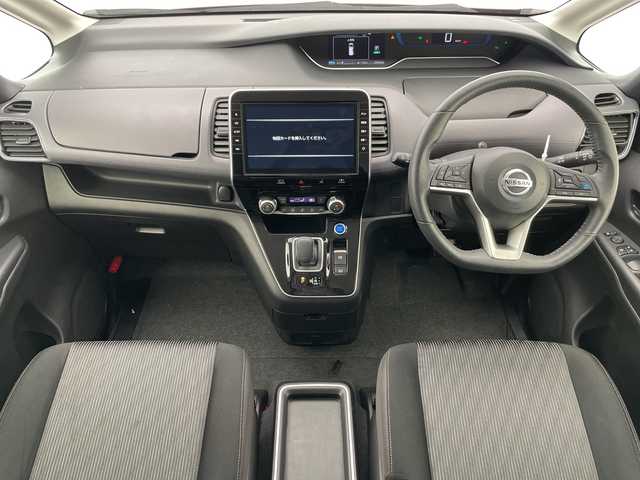 日産 セレナ e－パワー ハイウェイスター V 愛知県 2020(令2)年 2.7万km サンライズオレンジ/ダイヤモンドブラック プロパイロット/純正10型ナビ　SDカードなし/全方位カメラ/両側パワースライドドア/レーダークルーズコントロール/バックカメラ/ハンズフリースライドドア/コーナーセンサー/純正アルミホイール/LEDヘッドライト/インテリジェントミラー/リアオートエアコン/オートライト/ドライブレコーダー/ETC/衝突軽減システム/フルセグ/CD DVD/ステアリングスイッチ/スマートキー/プッシュスタート