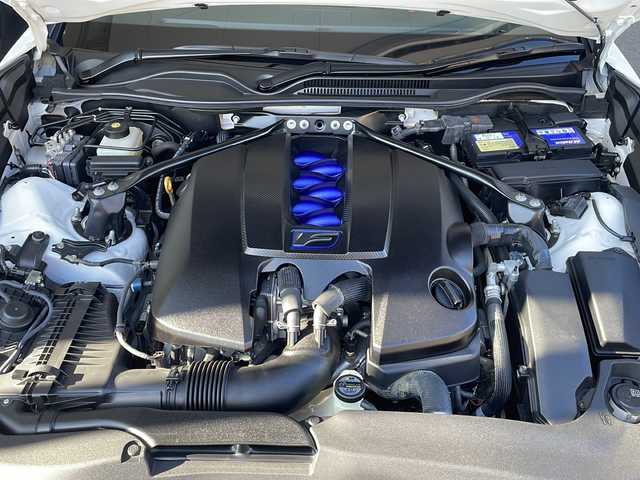 レクサス ＲＣ Ｆ 福島県 2016(平28)年 1.7万km ホワイトノーヴァガラスフレーク １オーナー　サンルーフ　ＴＯＭ＇Ｓマフラー　黒本革シート　メーカーナビ　フルセグ　バックカメラ　レクサスセーフティー　Ｒクルコン　純正アルミホイール　エアコンシート　クリアランスソナー