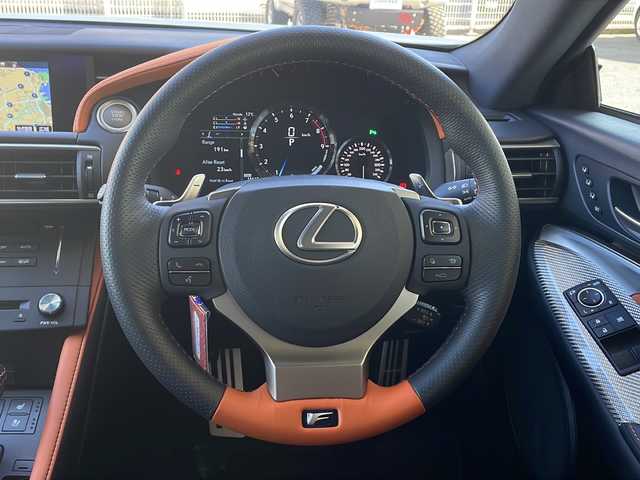 レクサス ＲＣ Ｆ 福島県 2016(平28)年 1.7万km ホワイトノーヴァガラスフレーク １オーナー　サンルーフ　ＴＯＭ＇Ｓマフラー　黒本革シート　メーカーナビ　フルセグ　バックカメラ　レクサスセーフティー　Ｒクルコン　純正アルミホイール　エアコンシート　クリアランスソナー