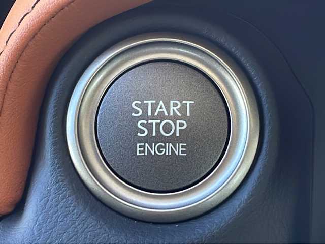 レクサス ＲＣ Ｆ 福島県 2016(平28)年 1.7万km ホワイトノーヴァガラスフレーク １オーナー　サンルーフ　ＴＯＭ＇Ｓマフラー　黒本革シート　メーカーナビ　フルセグ　バックカメラ　レクサスセーフティー　Ｒクルコン　純正アルミホイール　エアコンシート　クリアランスソナー