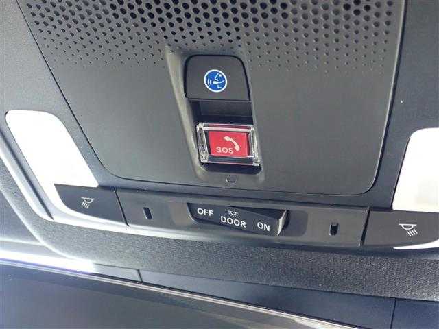 ホンダ ヴェゼル ハイブリッド e:HEV RS 千葉県 2025(令7)年 0.1千km パール 【登録済未使用車】/【プラチナホワイトパール（NH883P）】/Honda CONNECTディスプレー（9インチ）/（ナビ/フルセグTV/USB/BT)/ETC2.0車載器/マルチビューカメラシステム（メーカーOP）/プレミアムオーディオ10スピーカー（メーカーOP）/ワイヤレス充電器/Honda SENSING/ハンズフリーパワーテールゲート/ブラインドスポットインフォメーション/純正18インチAW/LEDシーケンシャルターンシグナルランプ/プッシュスタート/スマートキー2本/LEDヘッドライト/フォグランプ/LEDルームランプ/保証書/取扱説明書/