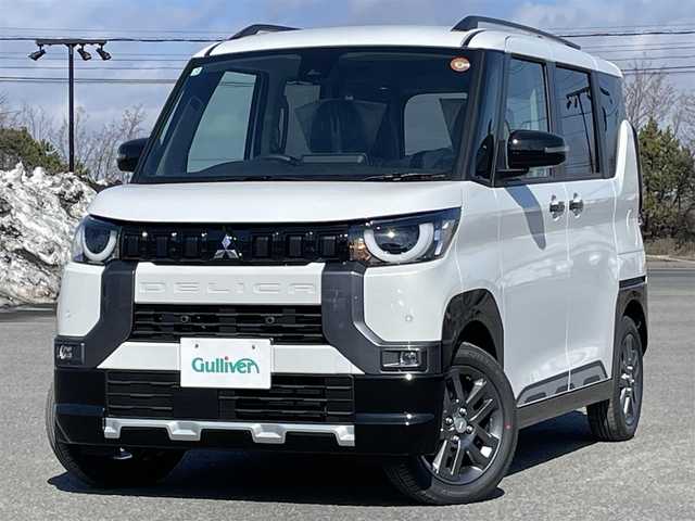 三菱 デリカミニ T プレミアム 道央・札幌 2025(令7)年 0.1万km未満 アメジストブラック/シルキーホワイト ４WD/純正ディスプレイオーディオ/AM/FM/BT/MI-PILOT/衝突被害軽減ブレーキ/横滑り防止装置/レーダークルーズコントロール/ヒルディセントコントロール/レーンキープアシスト/クリアランスソナー/全方位カメラ/アイドリングストップ/デジタルインナーミラー/両側パワースライドドア/前席シートヒーター/ハーフレザーシート/革巻きステアリング/ステアリングリモコン/パドルシフト/ハンドルヒーター/電動パーキング/オートブレーキホールド/プッシュスタート/スマートキー/LEDヘッドライト/オートライト/オートハイビーム/フォグランプ/ヘッドライトレベライザー/電動格納ミラー/ウィンカーミラー/スペアキー