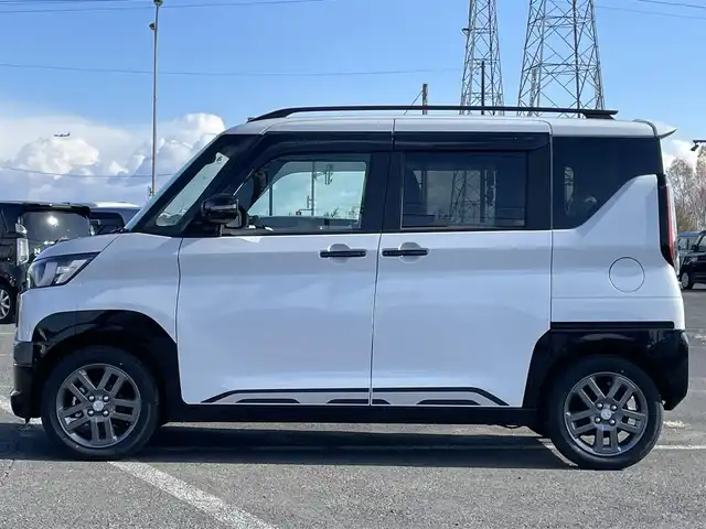 三菱 デリカミニ T プレミアム 道央・札幌 2025(令7)年 0.1千km アメジストブラック/シルキーホワイト ４WD/純正ディスプレイオーディオ/AM/FM/BT/MI-PILOT/衝突被害軽減ブレーキ/横滑り防止装置/レーダークルーズコントロール/ヒルディセントコントロール/レーンキープアシスト/クリアランスソナー/全方位カメラ/アイドリングストップ/デジタルインナーミラー/両側パワースライドドア/前席シートヒーター/ハーフレザーシート/革巻きステアリング/ステアリングリモコン/パドルシフト/ハンドルヒーター/電動パーキング/オートブレーキホールド/プッシュスタート/スマートキー/LEDヘッドライト/オートライト/オートハイビーム/フォグランプ/ヘッドライトレベライザー/電動格納ミラー/ウィンカーミラー/スペアキー